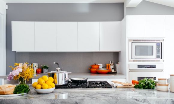 Kitchen - white over-the-range oven