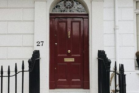 Door - Closed Brown Wooden 4-panel Door