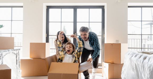 New Home - Photo of a Kid Inside the Box