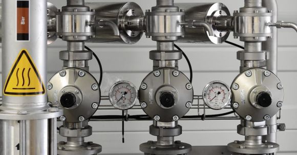Plumbing - Metal Pippings with Pressure Gauge