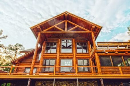 Luxury Properties - Brown 2-storey House